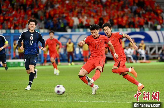 亚洲杯预选赛：中国男篮轻取日本队