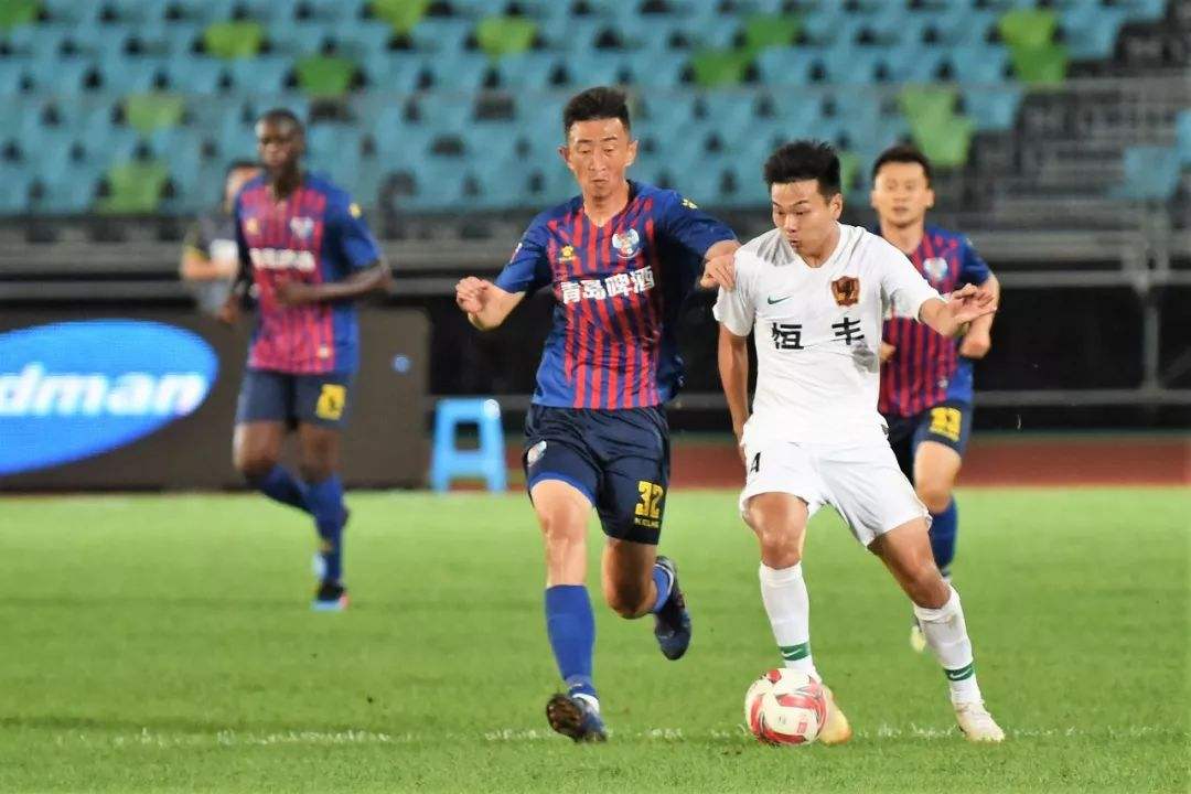 关于重庆力帆客场逆转，上海上港遭遇背水一战的信息