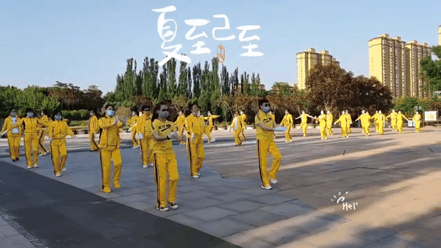 晨练动态：篮球队员们为拼搏燃烧自己的简单介绍