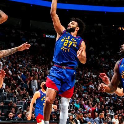 包含猛龙外线手感火热，击败掘金结束两连败的词条