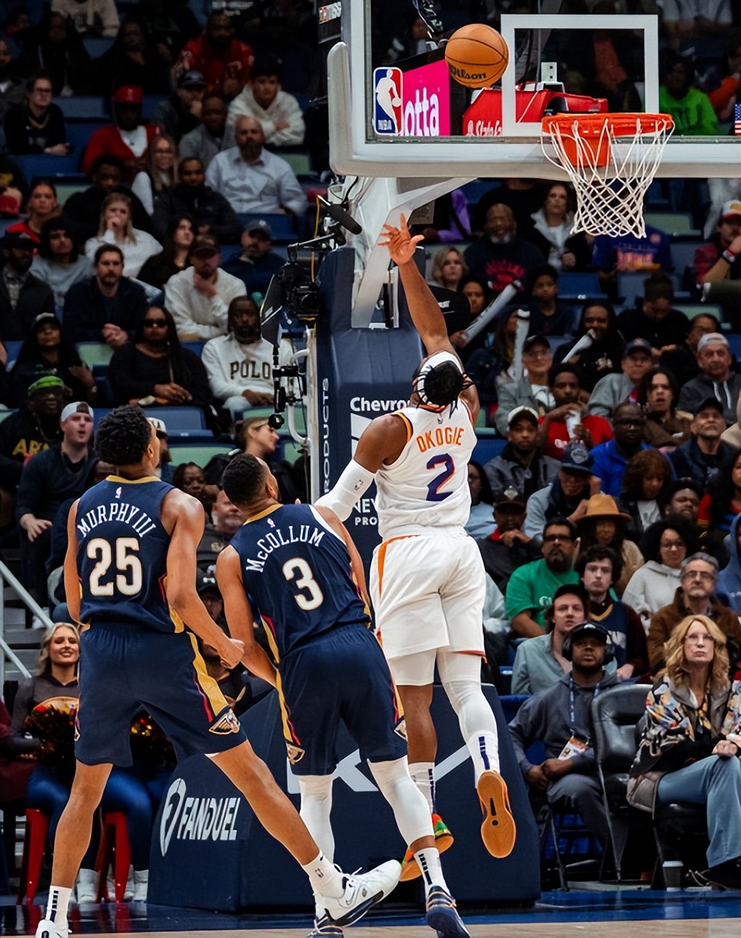 鹈鹕遭遇连败 鹈鹕遭遇连败