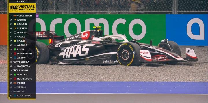 威廉姆斯横扫红牛车队，周冠宇带队取胜