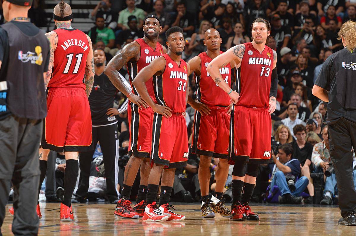 公牛全队合作获胜，取得关键胜利