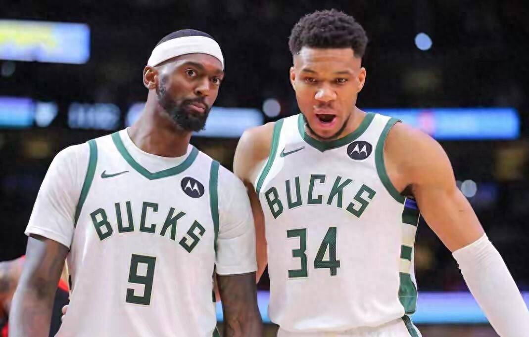 雄鹿队完成了对掘金队的逆转，赢得西部冠军