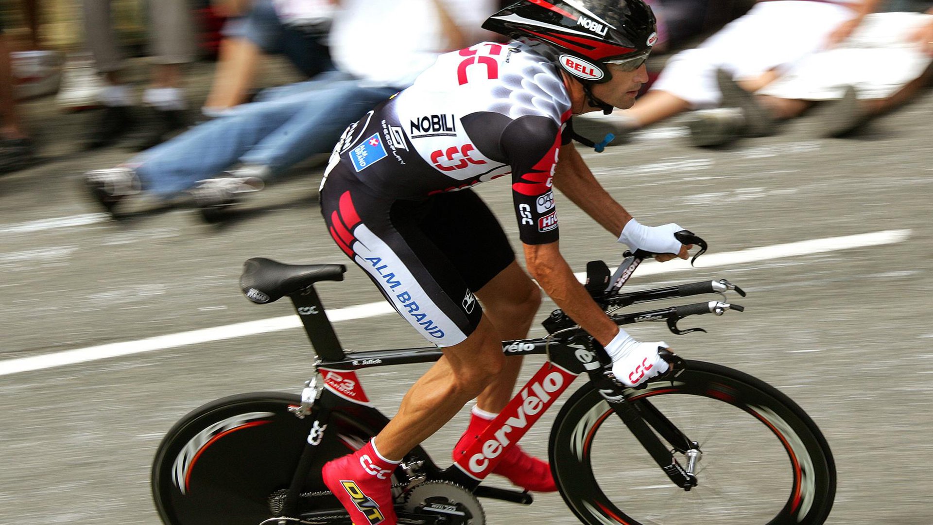 替补神兵卢卡库一锤定音，格子军团力克秘鲁显强队底蕴