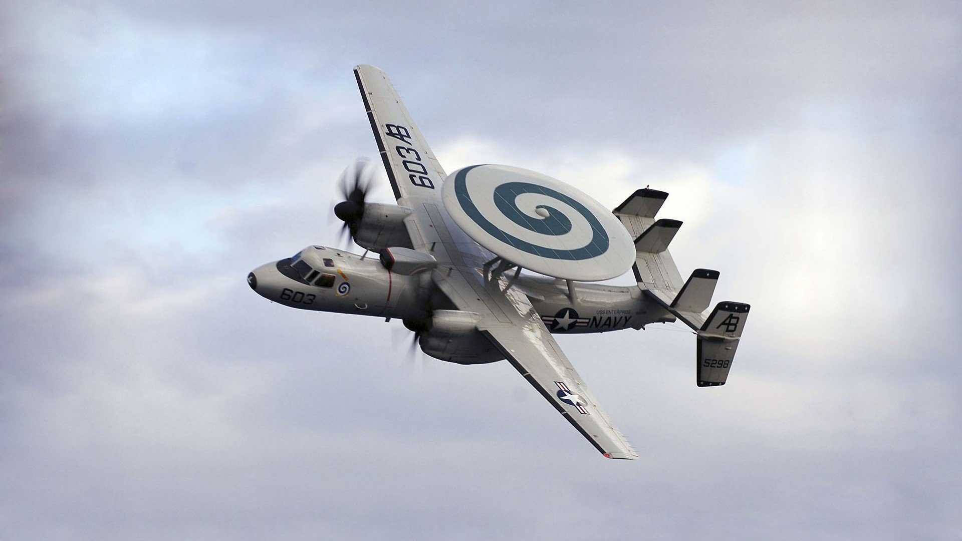 西甲国家德比之夜，劳塔罗压力下完成爆发