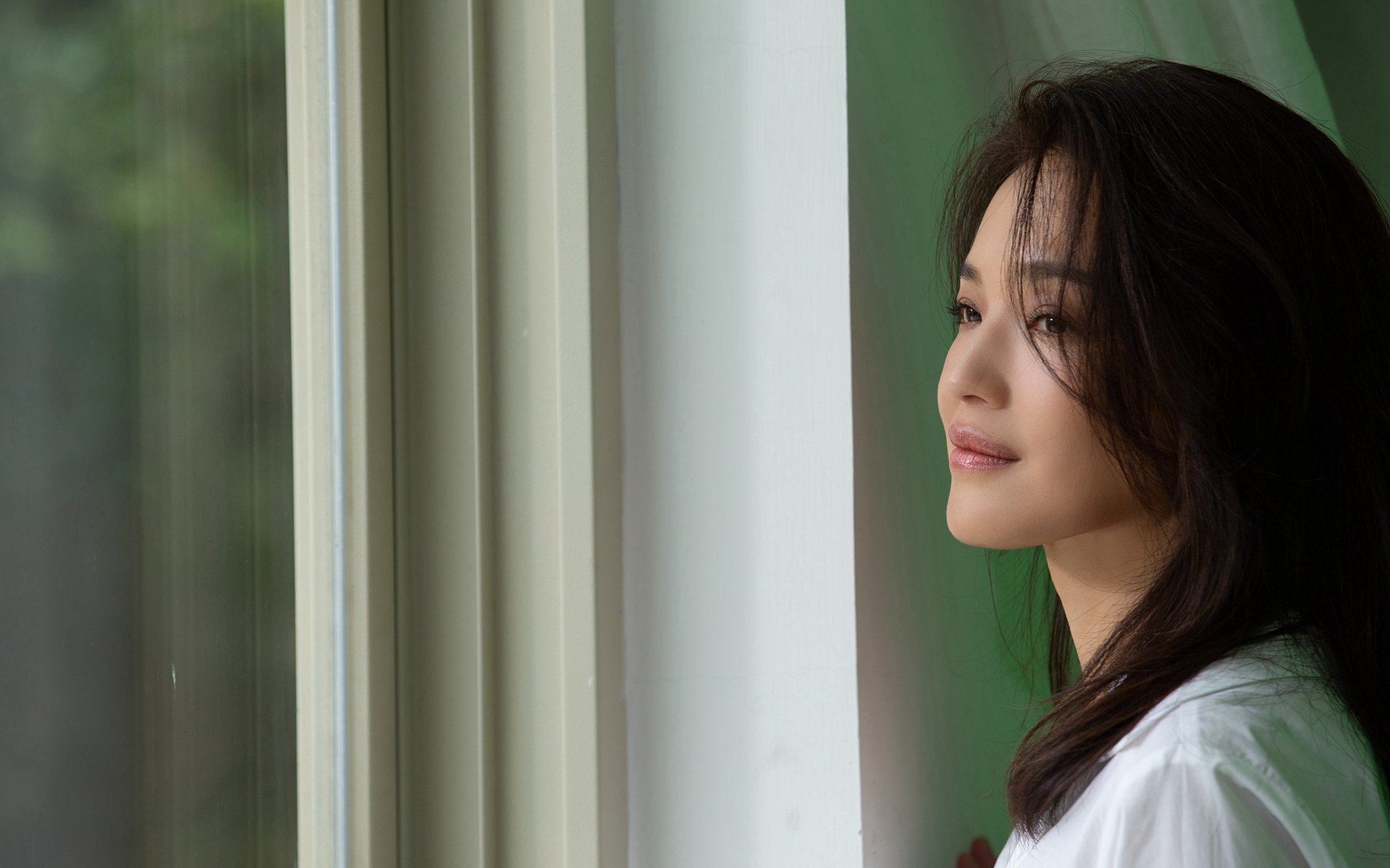 跨界王者，库里以魔术般火力压制国王，F1揭幕战上演传奇接管