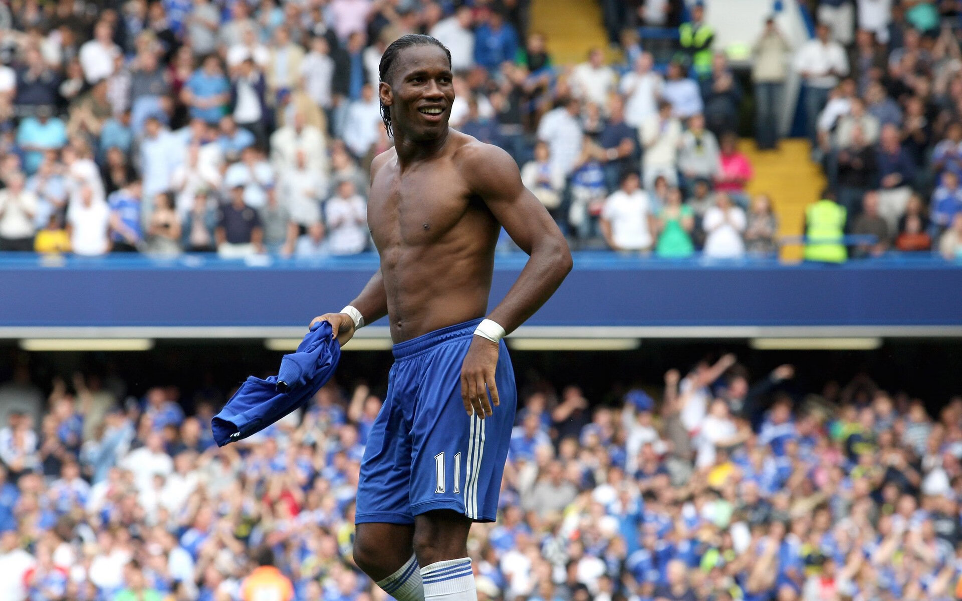 当传控美学撞上桑巴铁闸，佩德里如何撕裂佛罗伦萨的巴西防线